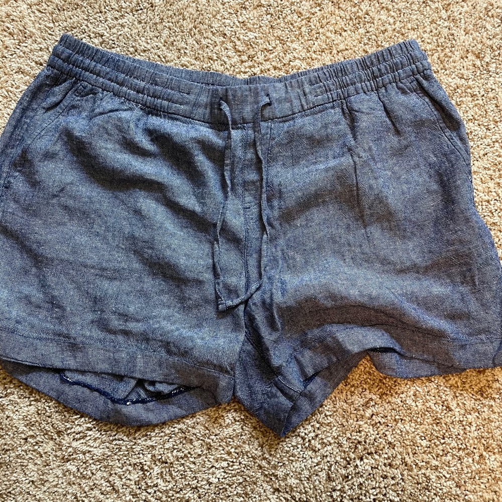 Women’s linen shorts blue